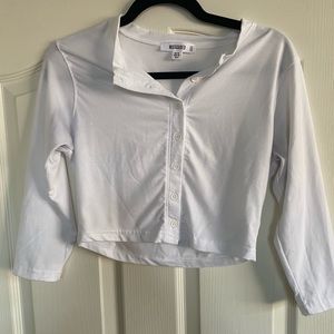 MISSGUIDED white cropped button down top - size 6